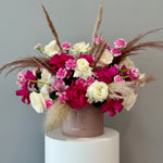 Load image into Gallery viewer, Camellia Pampas Bloom Box
