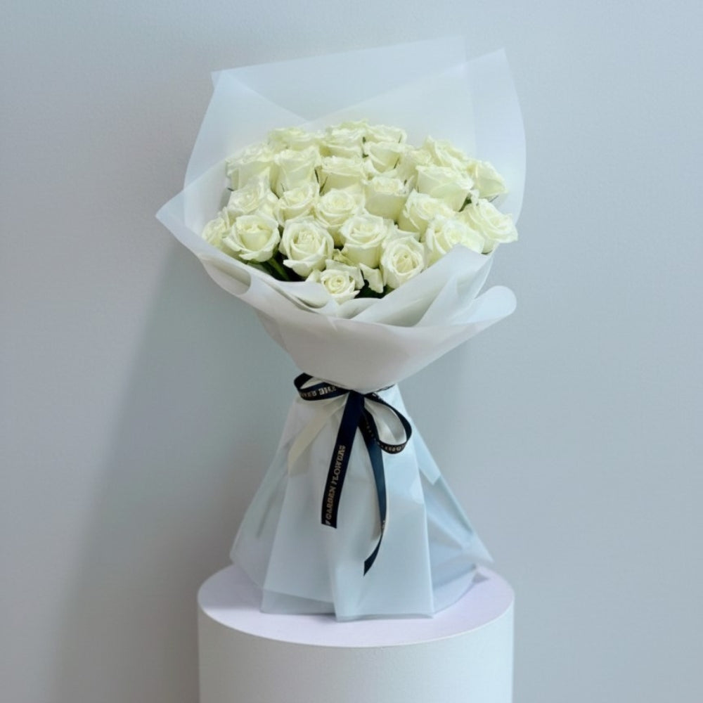 Ivory rose bouquet