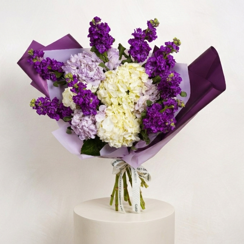 Plumblushcloudbouquet1