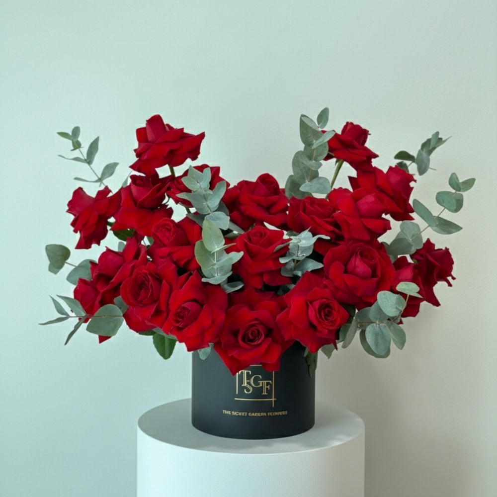 Velvetredflowerbox